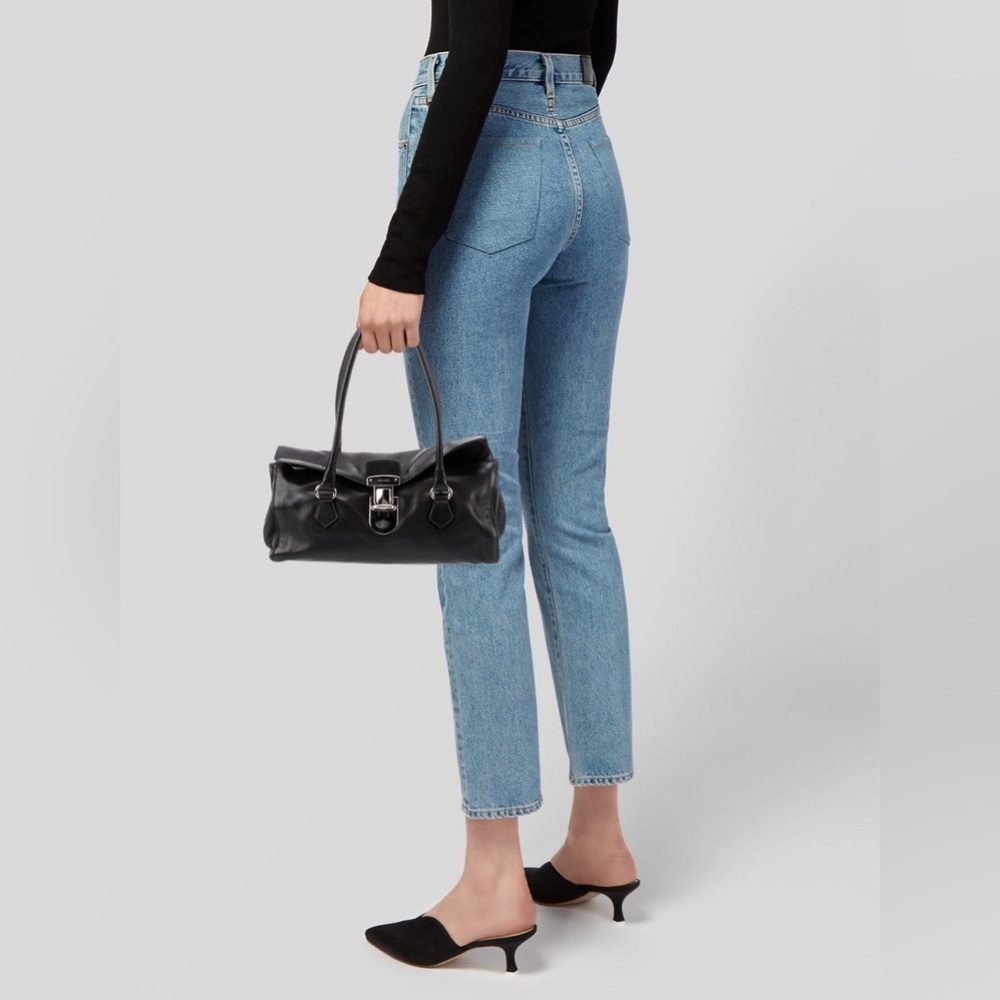 PRADA Soft Calf Easy Shoulder Bag Black - Picture 2 of 16